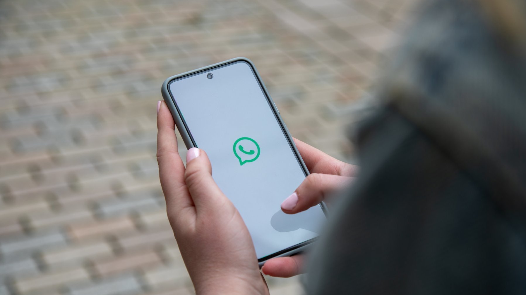 WhatsApp-Betrug: Neue Masche mit falschem Kundenservice-Bot